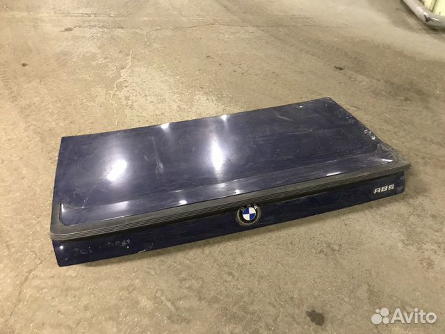 Спойлер M-Tech багажника BMW 5, E-28 Спойлер M-Tech багажника BMW 5, E-28