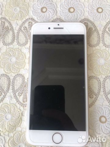 Телефон iPhone