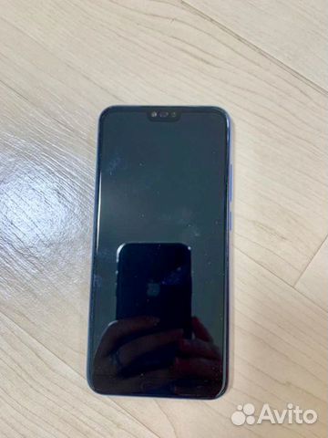 Телефон Honor 10 Телефон Honor 10