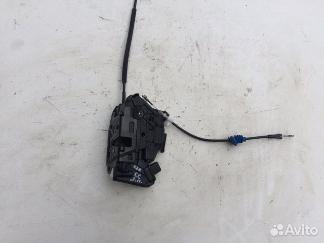 Замок двери задний правый Volkswagen Passat Cc 2.0 Замок двери задний правый Volkswagen Passat Cc 2.0