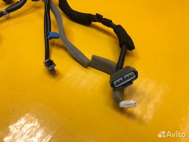 Проводка двери передняя левая Nissan Patrol Y62