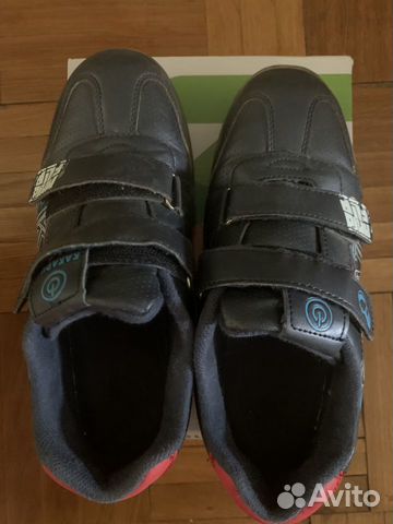 Ботинки со светящейся подошвой