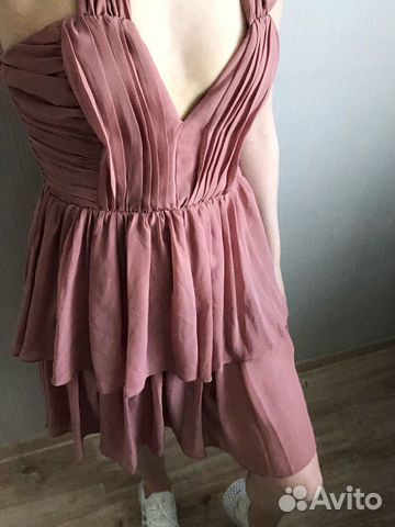 Коктейльное пудровое платье H&M