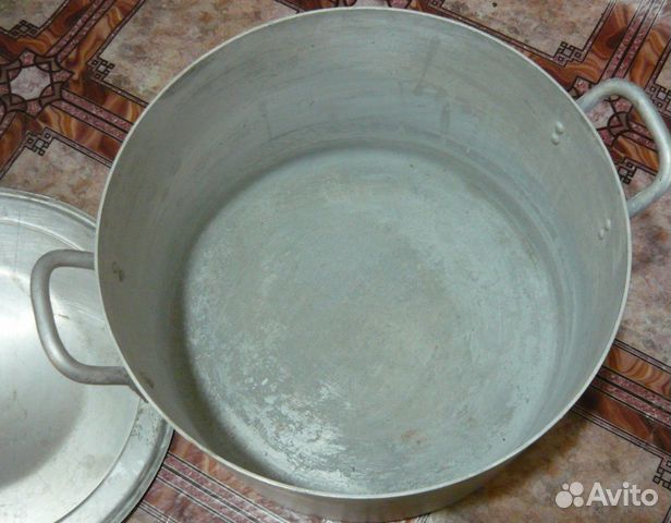 Кастрюля алюминиевая СССР 40 л Кастрюля алюминиевая СССР 40 л