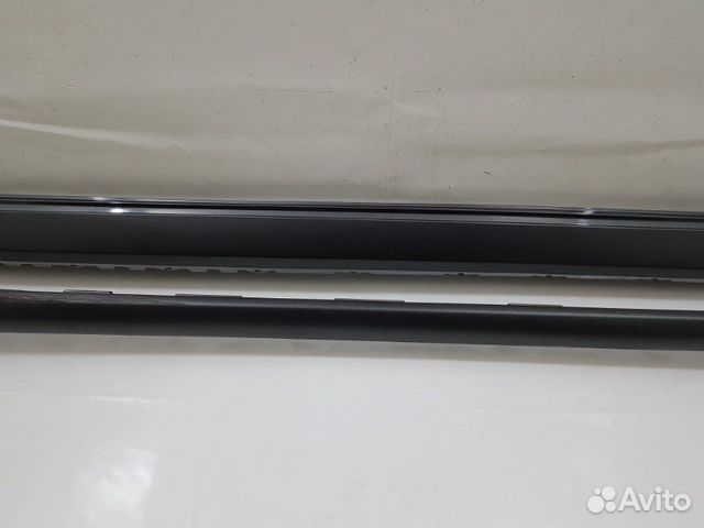 Накладка порога правая Toyota Land Cruiser 200