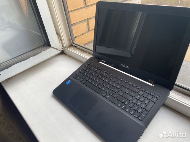 Asus хороший рабочий ноутбук на i3 Asus хороший рабочий ноутбук на i3