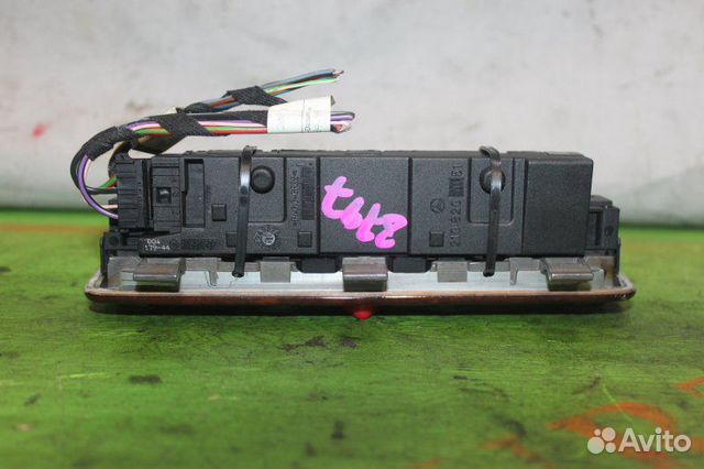 Блок кнопок Mercedes E-Class W210 611.961 2.2 CDI