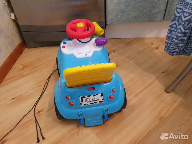 Машинка-каталка baby einstein Машинка-каталка baby einstein
