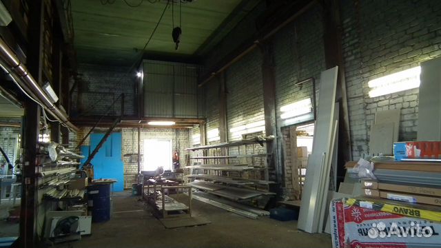Производственное помещение, 300 м²