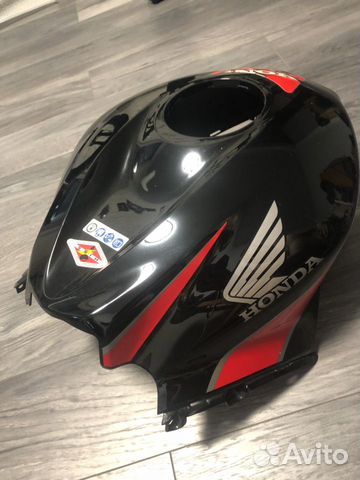 Накладка на бак Honda CBR 600RR Накладка на бак Honda CBR 600RR