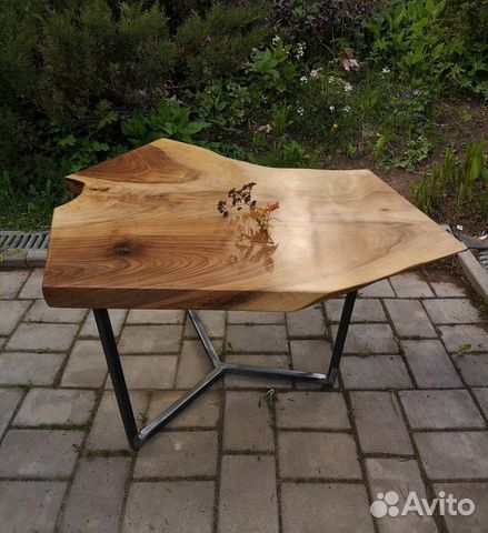 Стол кофейный 85х70см из слэба Ореха