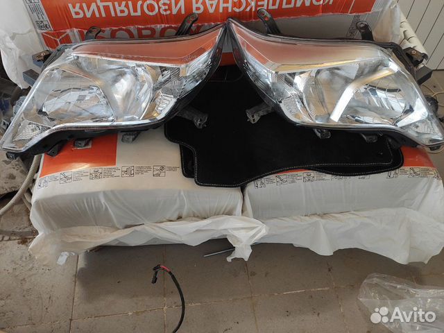 Фары Land Cruser Prado 150 2013-2017, левая, права Фары Land Cruser Prado 150 2013-2017, левая, права