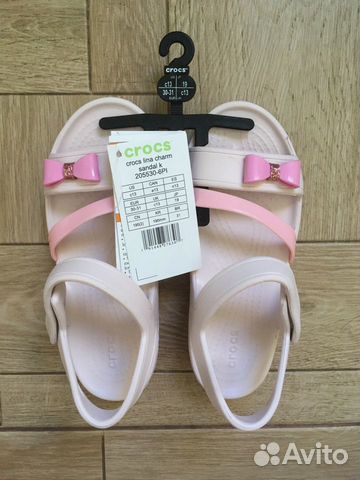 Новые сандалии Crocs C13