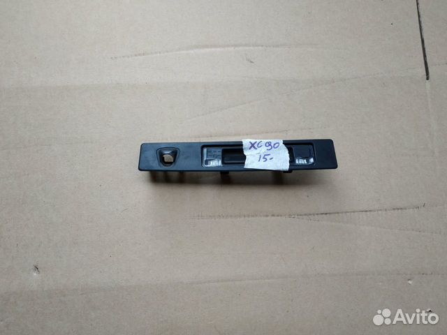 Вольво XC90 2015- ручка крышки багажника камера Вольво XC90 2015- ручка крышки багажника камера