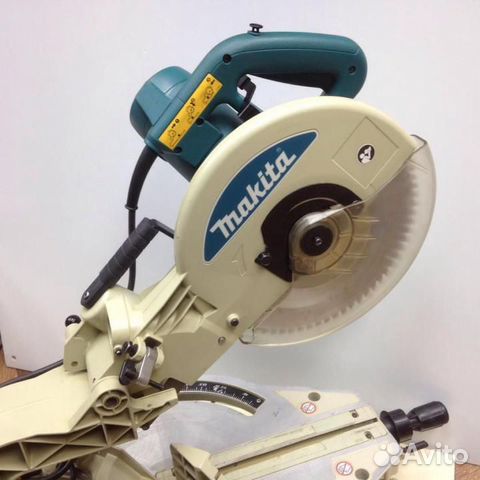 Торцовочная пила Makita LS1214, б/у Торцовочная пила Makita LS1214, б/у