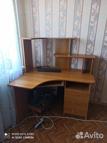 Компьютерный стол