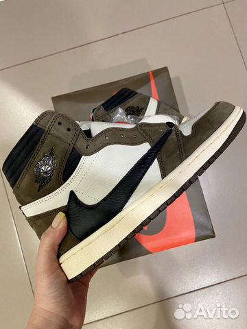 Nike Air Jordan 1 x Travis Scott Nike Air Jordan 1 x Travis Scott