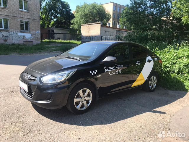 Hyundai Solaris под такси Hyundai Solaris под такси