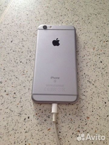 Телефон iPhone Телефон iPhone