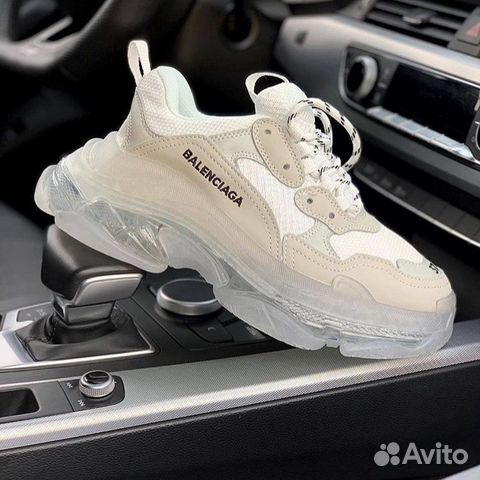 Кроссовки Balenciaga Triple s белые