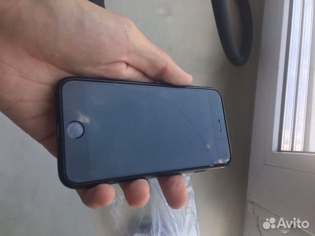 Телефон iPhone Телефон iPhone