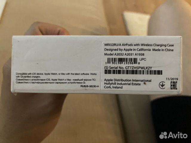Продам AirPods2 оригинал на гарантии