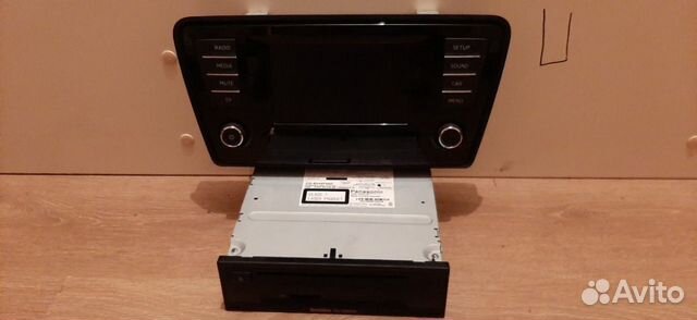 Автомагнитола на шкоду Октавию. А 7