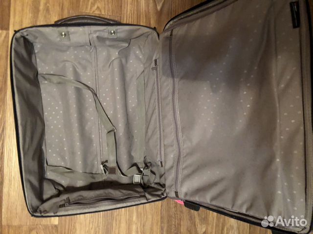 Чемодан на колесах