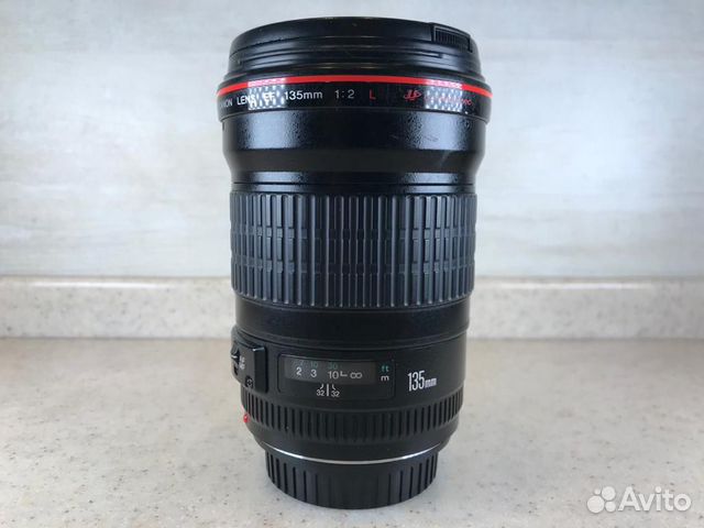Canon EF 135mm f/2L USM (R61) Canon EF 135mm f/2L USM (R61)