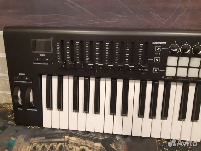 Novation Launchkey 61 MK2