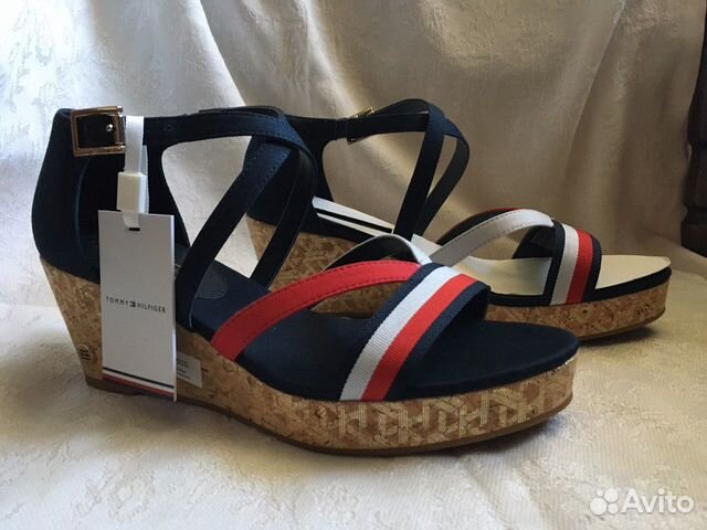 Босоножки Tommy Hilfiger новые