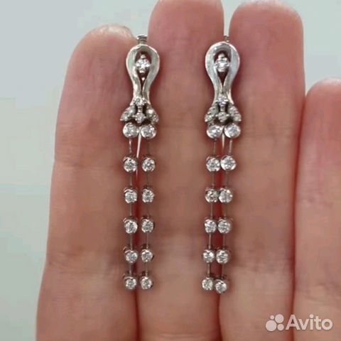 Серьги - подвески с бриллиантами Серьги - подвески с бриллиантами