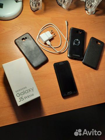 Телефон Samsung galaxi J5 Prime
