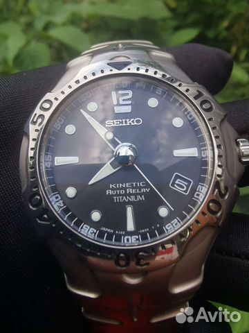 seiko kinetic auto relay titanium