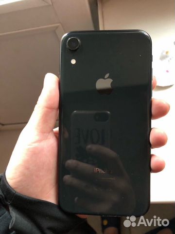Телефон iPhone XR