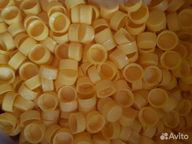 Крышка на пластиковую бутылку