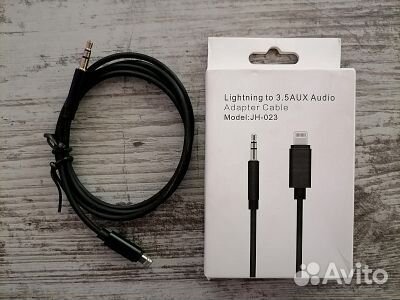 Кабель AUX для iPhone