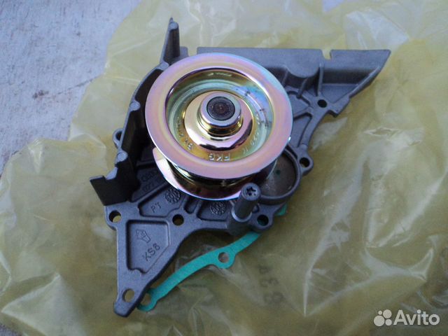 Водяной насос Audi A6 C4 VAG 077121004FX