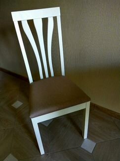 Два стула новые в упаковке