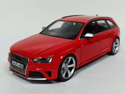 Audi RS4 Avant Gt Spirit 1:18