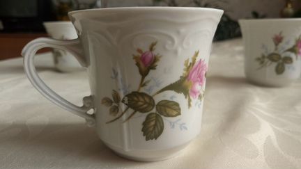 Фарфоровые кофейные чашки Польша 
