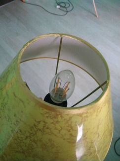 Лампа настольная