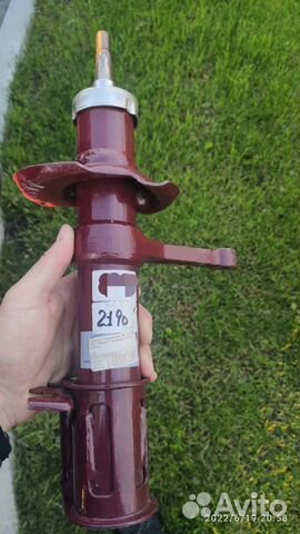 Стойки передняя ваз 2190