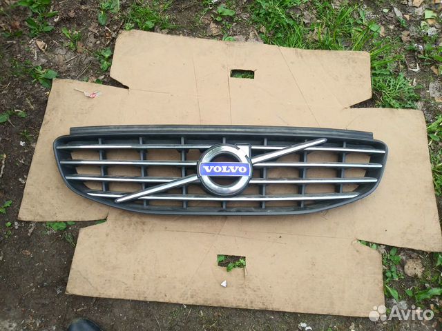 Решетка радиатора Volvo XC 60 рестайлинг
