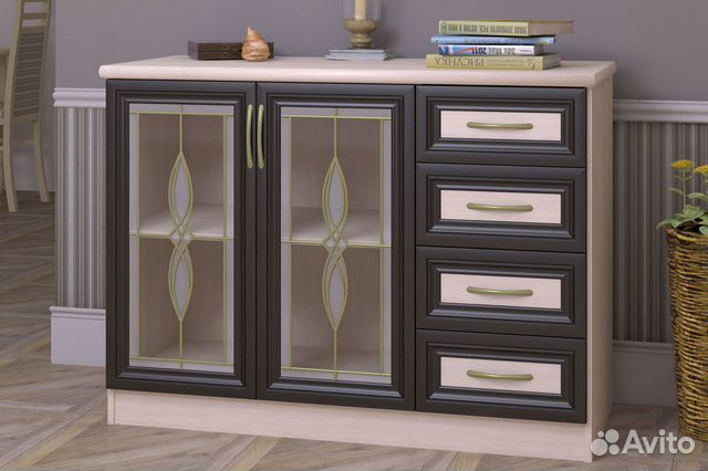 Комод №8 со стеклом витраж. В наличии