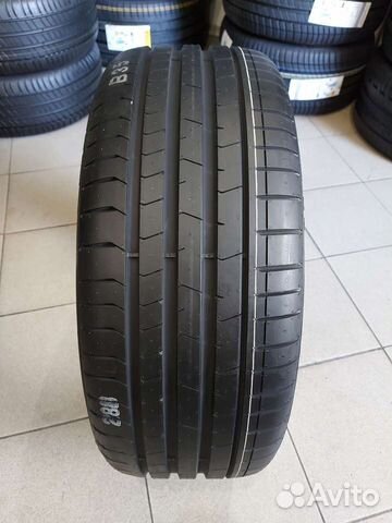 Pirelli P Zero 225/40 R19 93Y