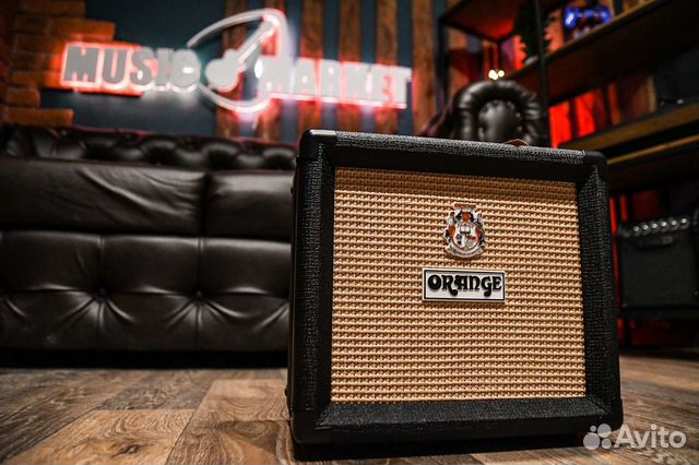 Гитарный комбоусилитель / Комбик + Аксессуары