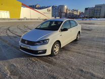 Volkswagen Polo, 2017, с пробегом, цена 900 000 руб.