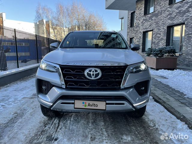 Toyota Fortuner 2.8 AT, 2022, 40 км