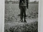 Третий рейх. фото матёрого зенитчика с знаком flak